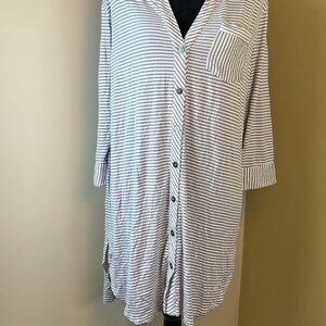 UGG Vivian SZ LG Night Shirt Purple & White Comfy Soft Lightweight Loungewear